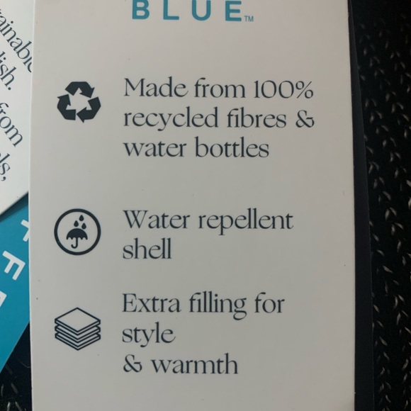 Hotel Doggy Hybrid Puffer - Picture 7 of 8